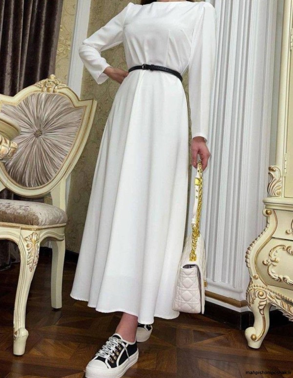 مدل پیراهن زنانه بلند ساده مدل پیراهن زنانه بلند ساده