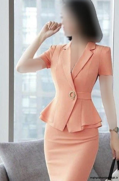 مدل کت و دامن یقه دلبری مدل کت و دامن یقه دلبری