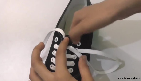مدل بستن بند کفش اسپرت 5 سوراخه مدل بستن بند کفش اسپرت 5 سوراخه